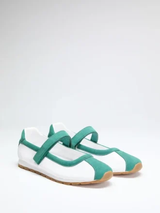 Bailarinas con logotipo Treece