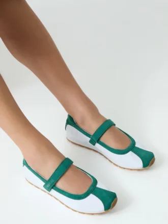 Bailarinas con logotipo Treece