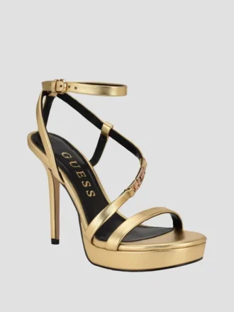 Tacones de plataforma con logo de cadena con pedrería